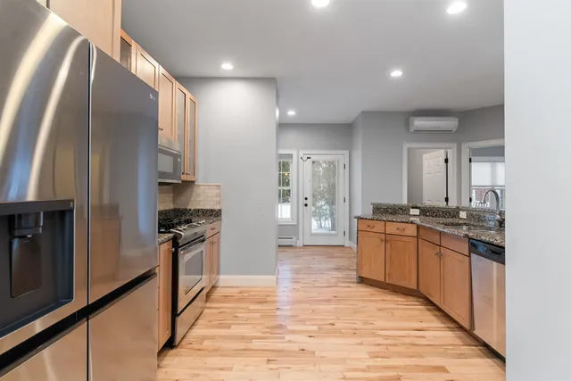 $499,900 | 165 Day Lane, Williston, VT 05495