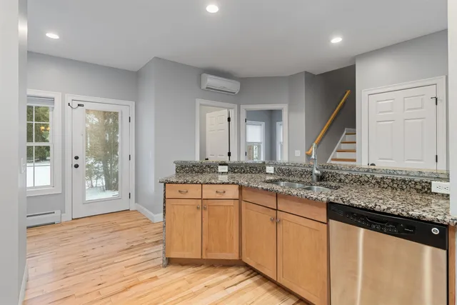 $499,900 | 165 Day Lane, Williston, VT 05495