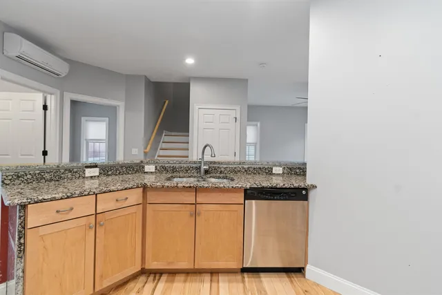 $499,900 | 165 Day Lane, Williston, VT 05495