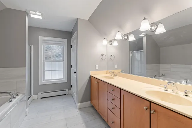 $499,900 | 165 Day Lane, Williston, VT 05495