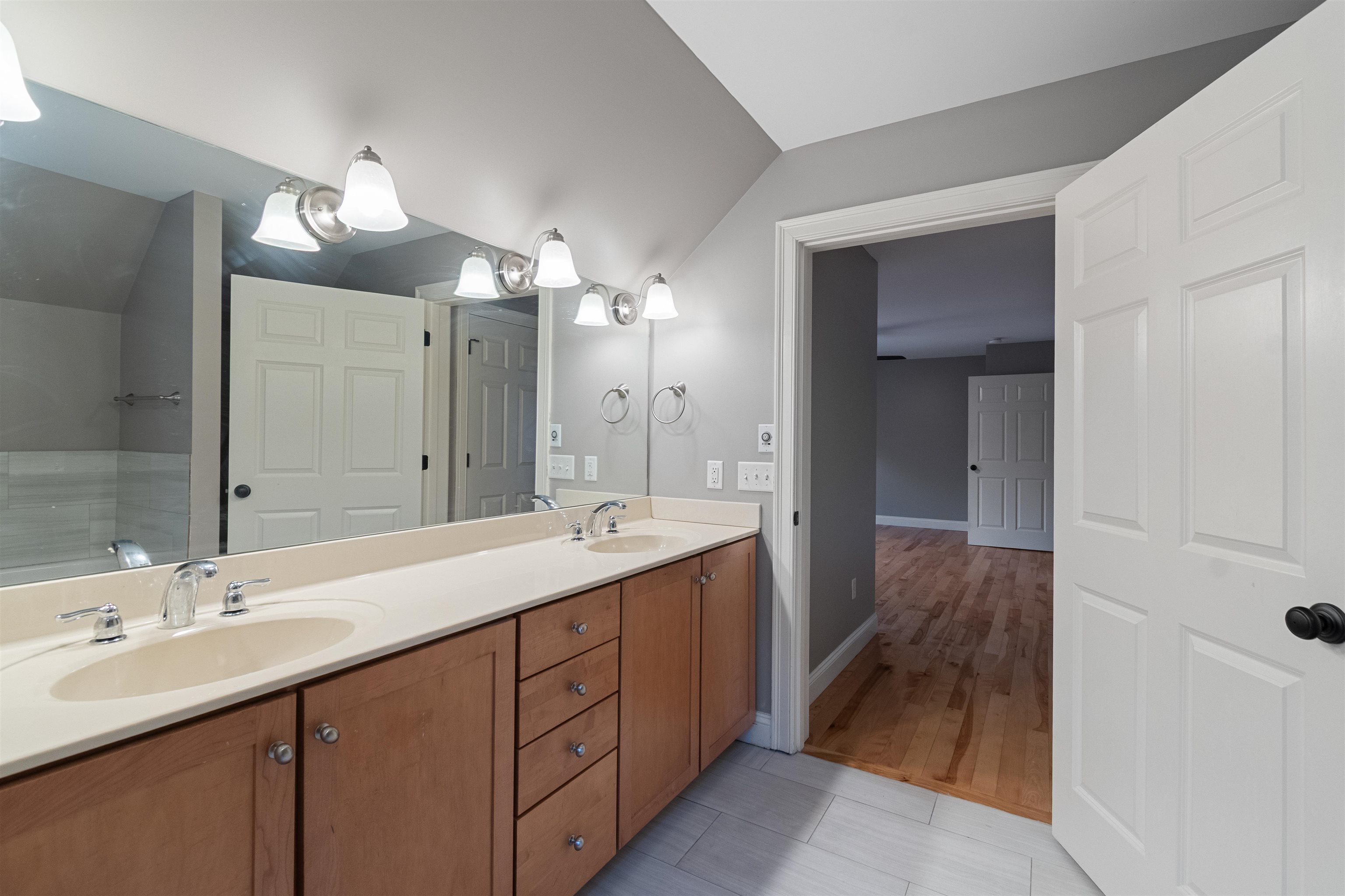 165 Day Lane Williston, VT 05495 - Photo 37 of 43