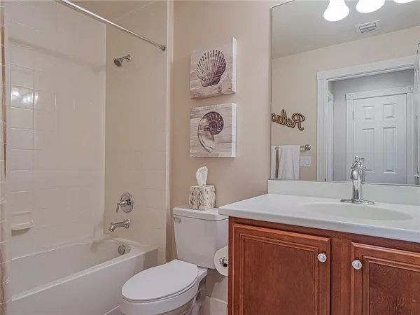 $2,600 | 5395 Dominica Street, Vero Beach, FL 32967