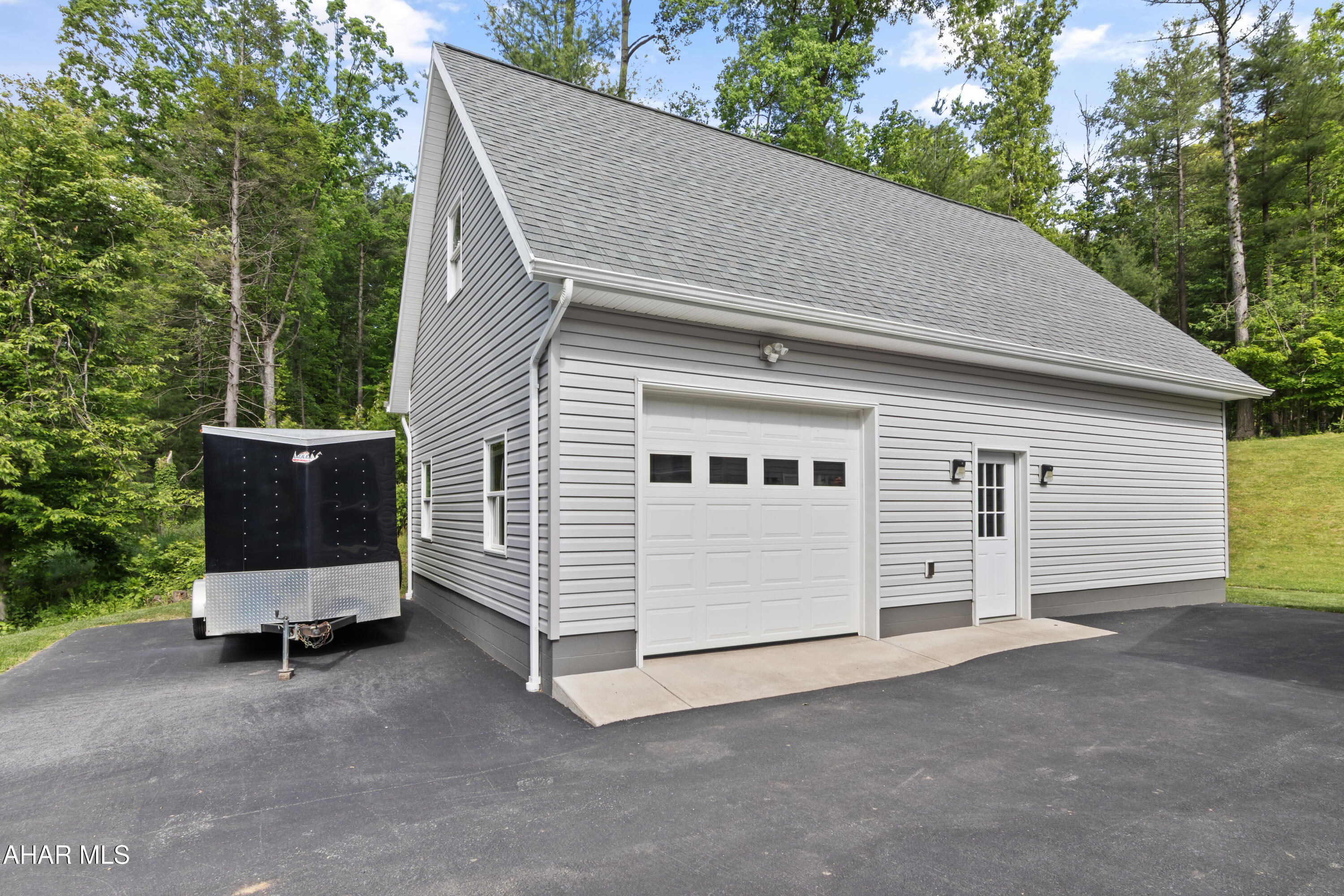 2707 Pennington Road Tyrone, PA 16686 - Photo 18 of 66
