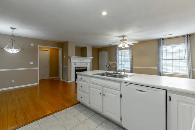 $249,900 | 420 Flagstone Drive, Rossville, GA 30741