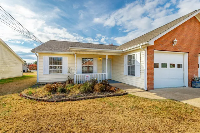 $249,900 | 420 Flagstone Drive, Rossville, GA 30741