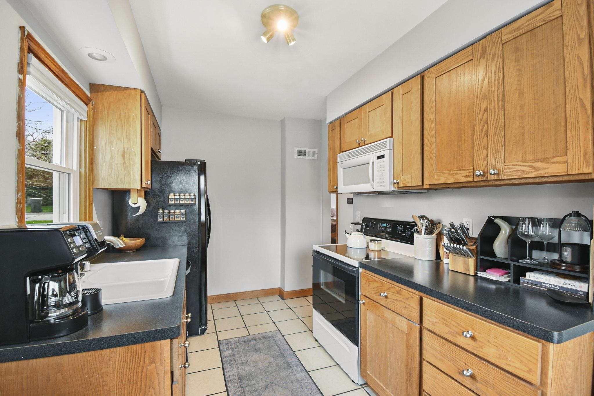 424 Martin Street Sun Prairie, WI 53590 - Photo 20 of 34