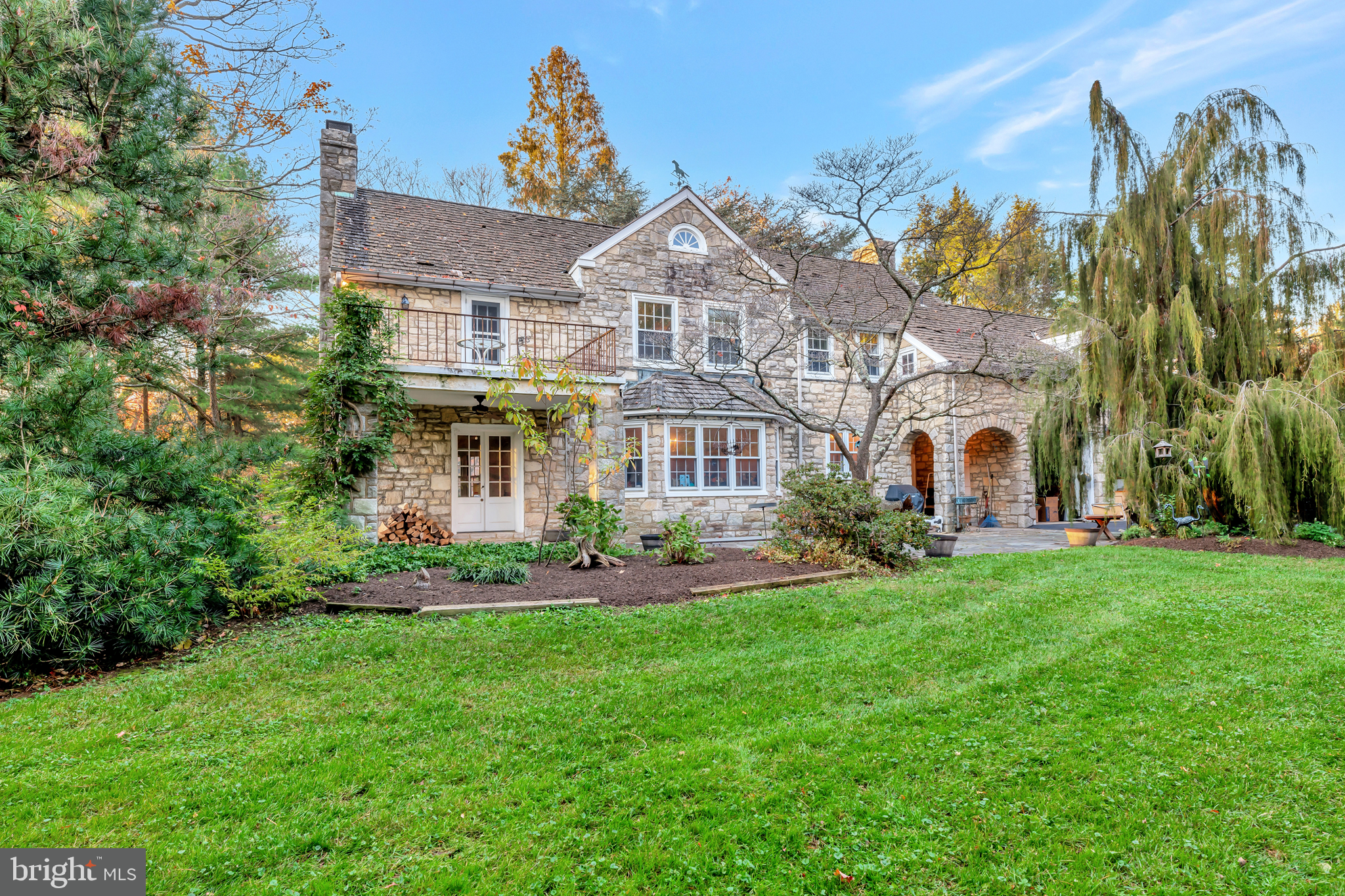 104 Augustine Cut Off Wilmington, DE 19803 - Photo 2 of 36