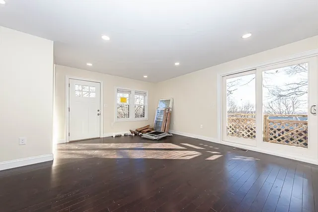 $7,300 | 48 Caldwell Road, Unit 48, Waltham, MA 02453