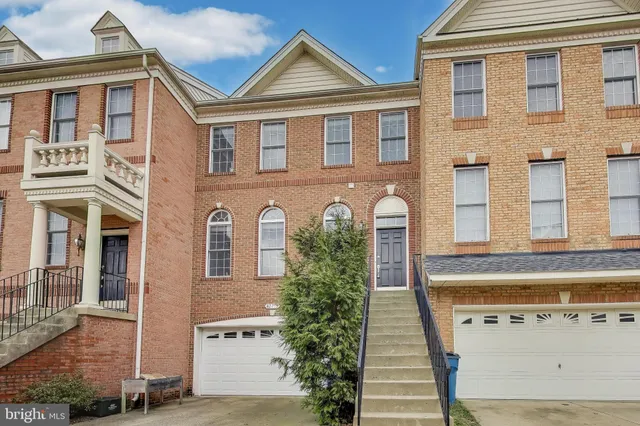 $3,200 | 42759 Locklear Terrace, Chantilly, VA 20152