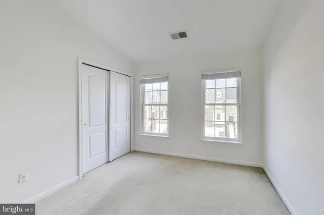 $3,200 | 42759 Locklear Terrace, Chantilly, VA 20152