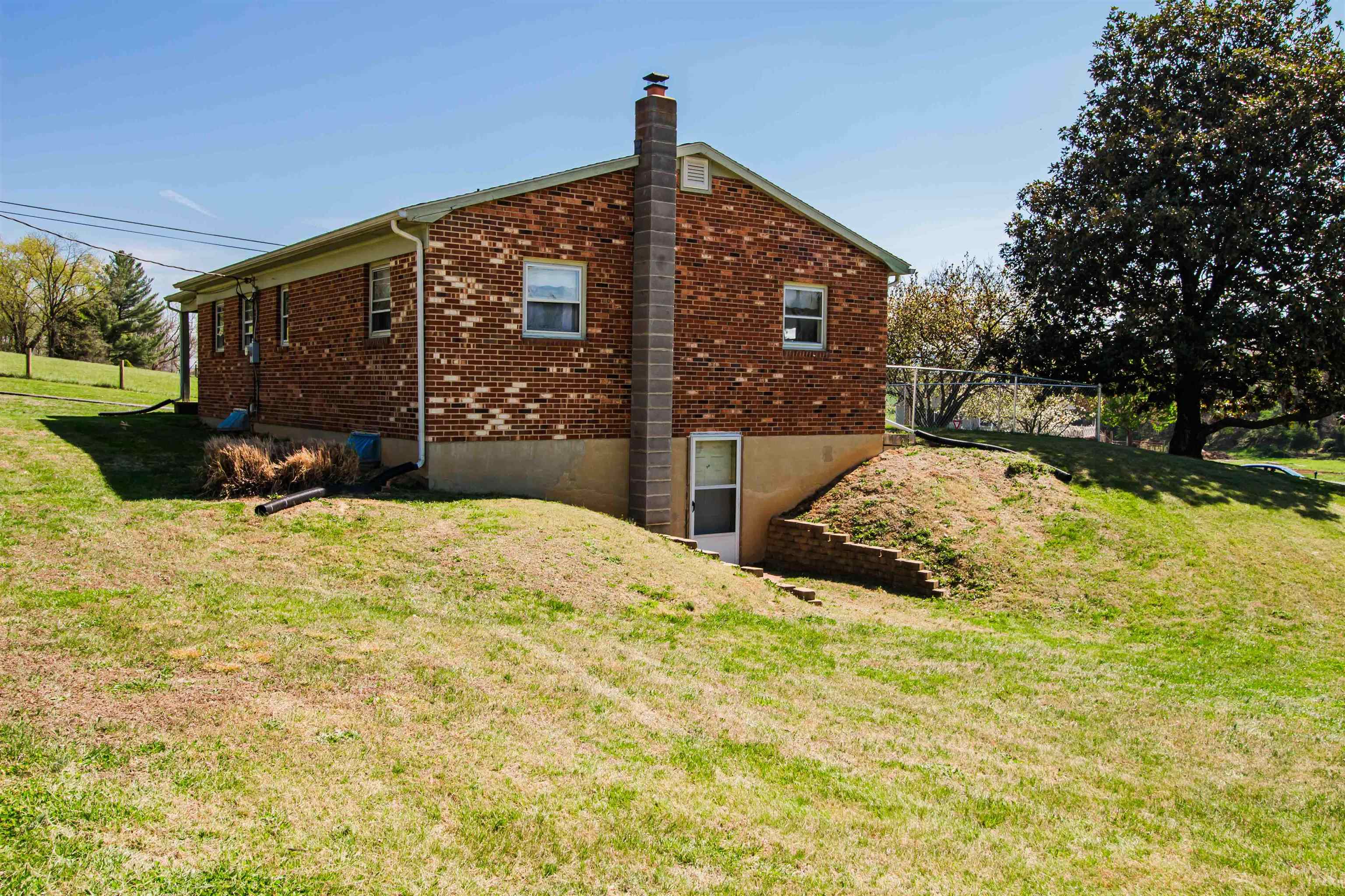 1793 Lacey Spring Road Harrisonburg, VA 22802 - Photo 40 of 41