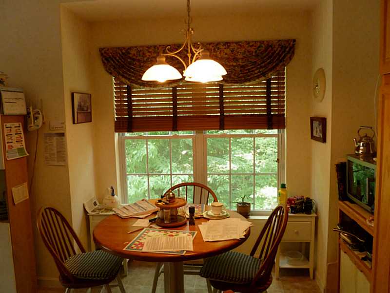 9 Intervale Road, Unit 9 Smithfield, RI 02917 - Photo 4 of 15 Kitchen.