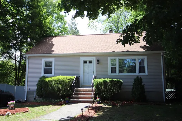 $689,000 | 19 Juliette Road, Saugus, MA 01906