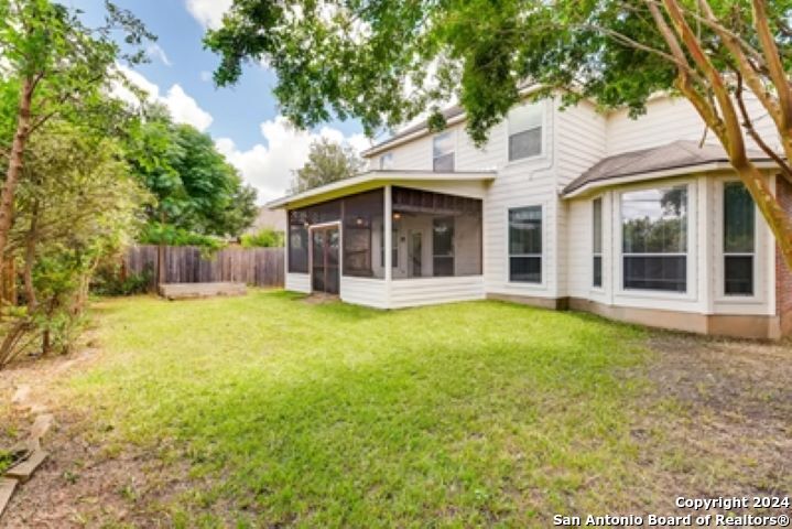 945 Forest Ridge Parkway Schertz, TX 78154 - Photo 2 of 13