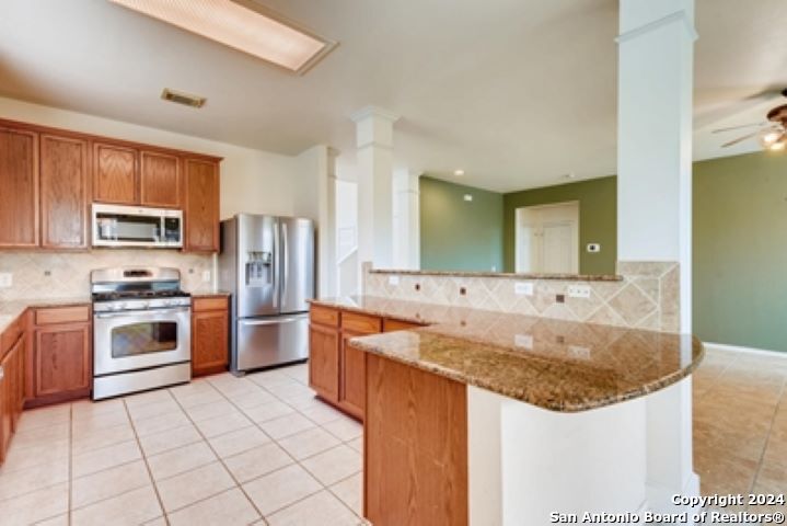 945 Forest Ridge Parkway Schertz, TX 78154 - Photo 7 of 13