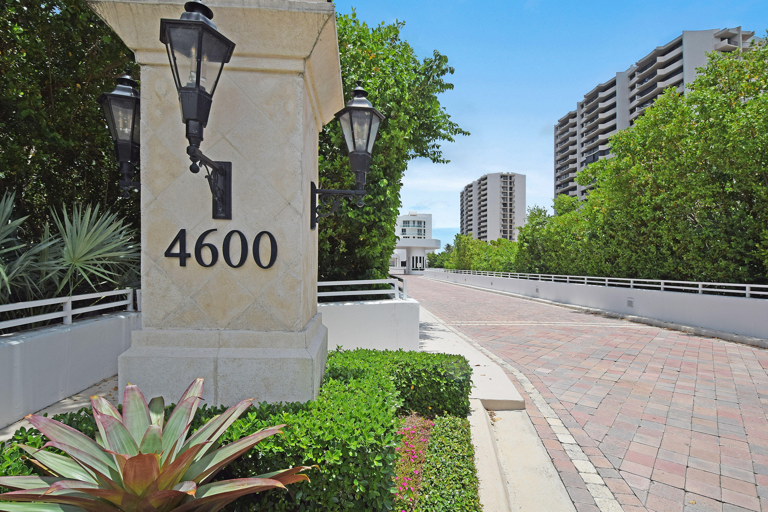 4600 North Ocean Drive, Unit 406 Singer Island, FL 33404 - Photo 101 of 106 BeachFrontAmenities2025(34)