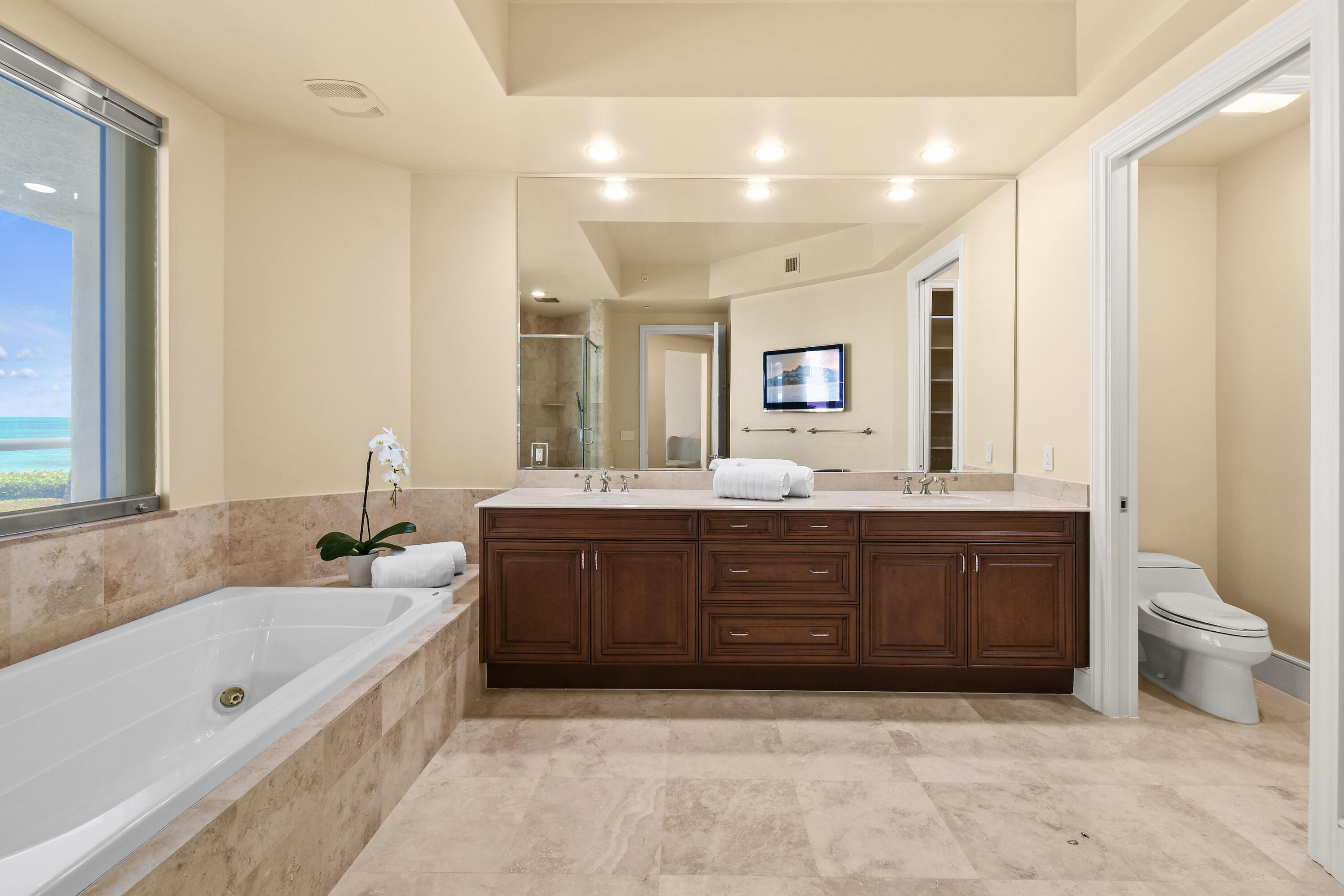 4600 North Ocean Drive, Unit 406 Singer Island, FL 33404 - Photo 46 of 106 4600NOceanDr#406(67)