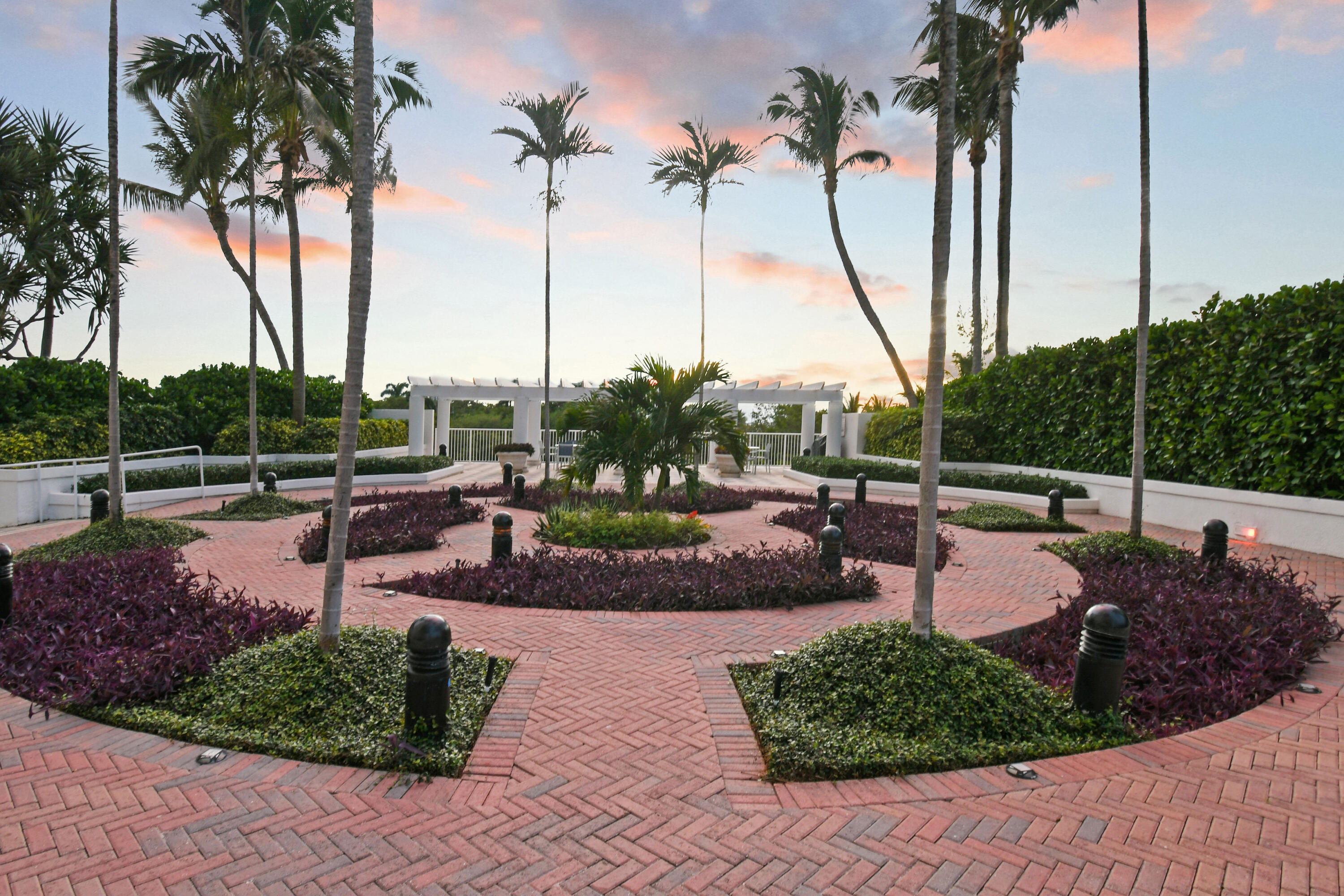 4600 North Ocean Drive, Unit 406 Singer Island, FL 33404 - Photo 78 of 106 BeachFront-Twilights(10)