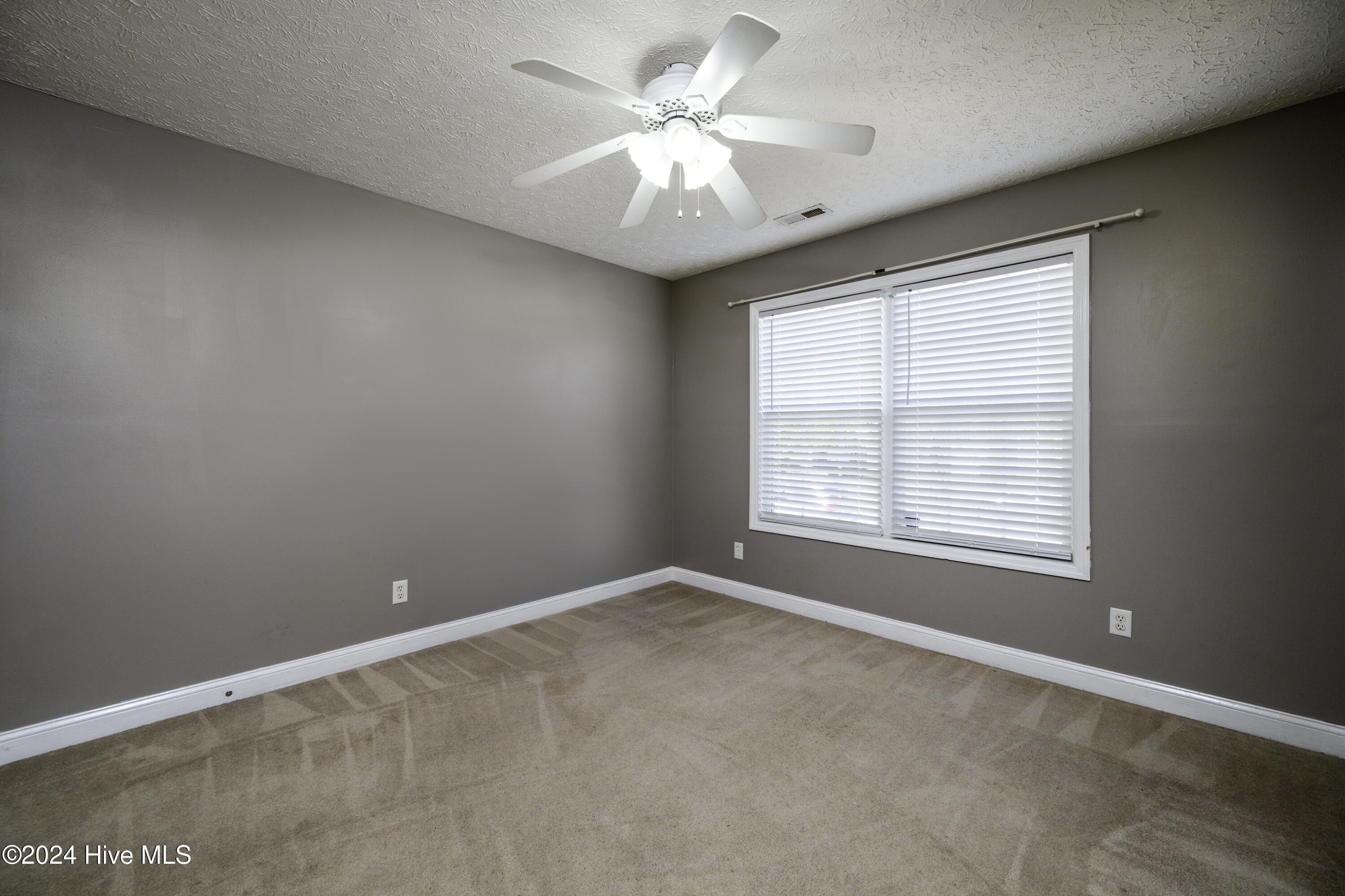 315 Conner Grant Road New Bern, NC 28562 - Photo 27 of 47 Bedroom 3