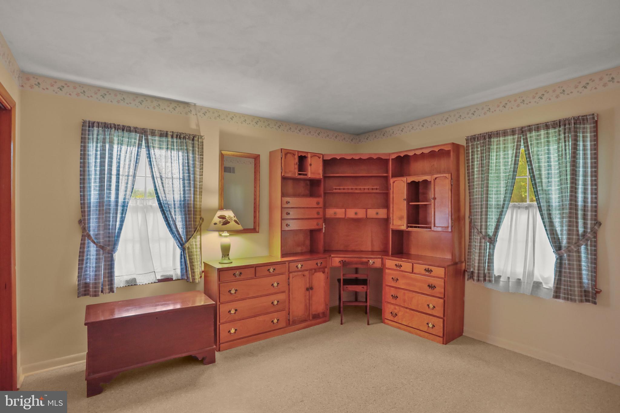 523 Berlin Road New Oxford, PA 17350 - Photo 12 of 34