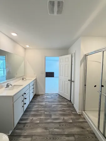 $2,150 | 1184 Lakeshore Drive, Greenwood, IN 46143