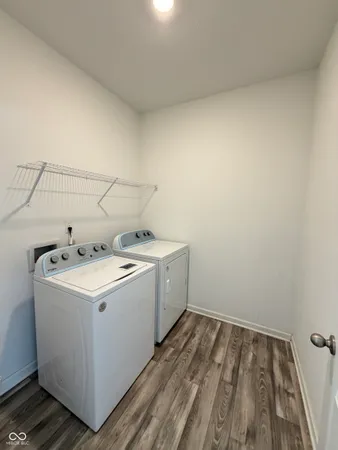 $2,200 | 1184 Lakeshore Drive, Greenwood, IN 46143