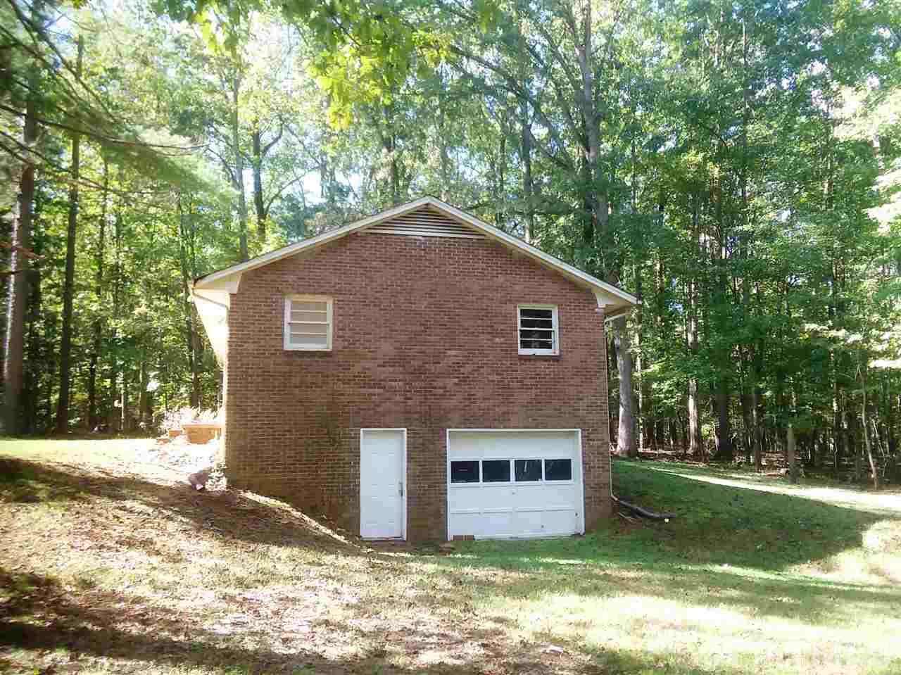 6343 Thom Road Graham, NC 27253 - Photo 4 of 23 Gallery Image 4