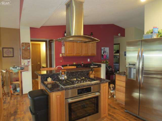 1233 North Oak Road Davison, MI 48423 - Photo 10 of 55 21195957-9.JPG
