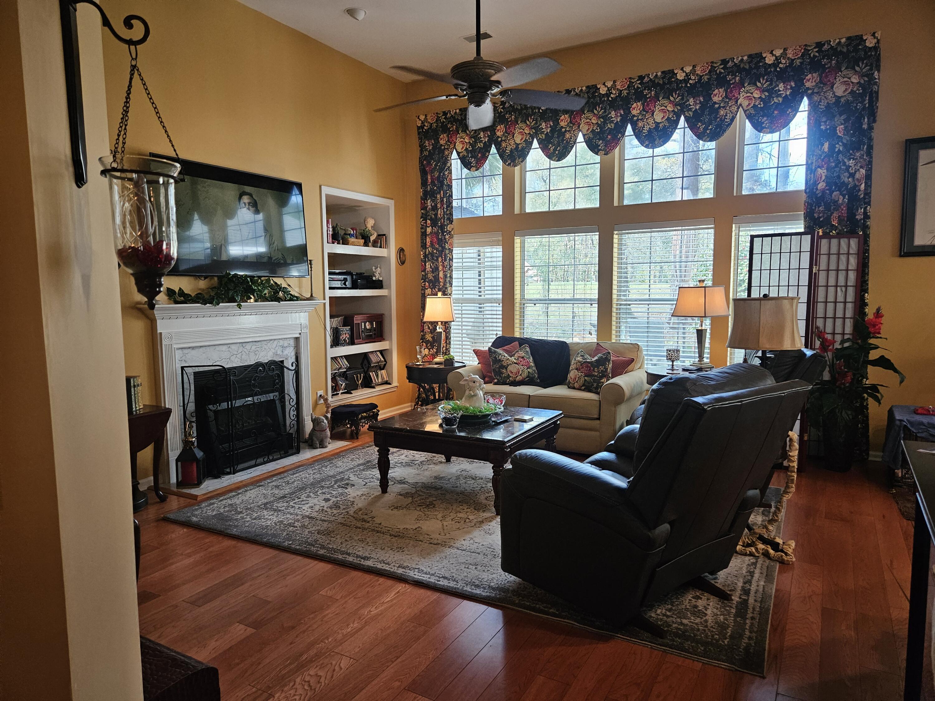 568 Pointe Of Oaks Road Summerville, SC 29485 - Photo 15 of 48 20260307_153821