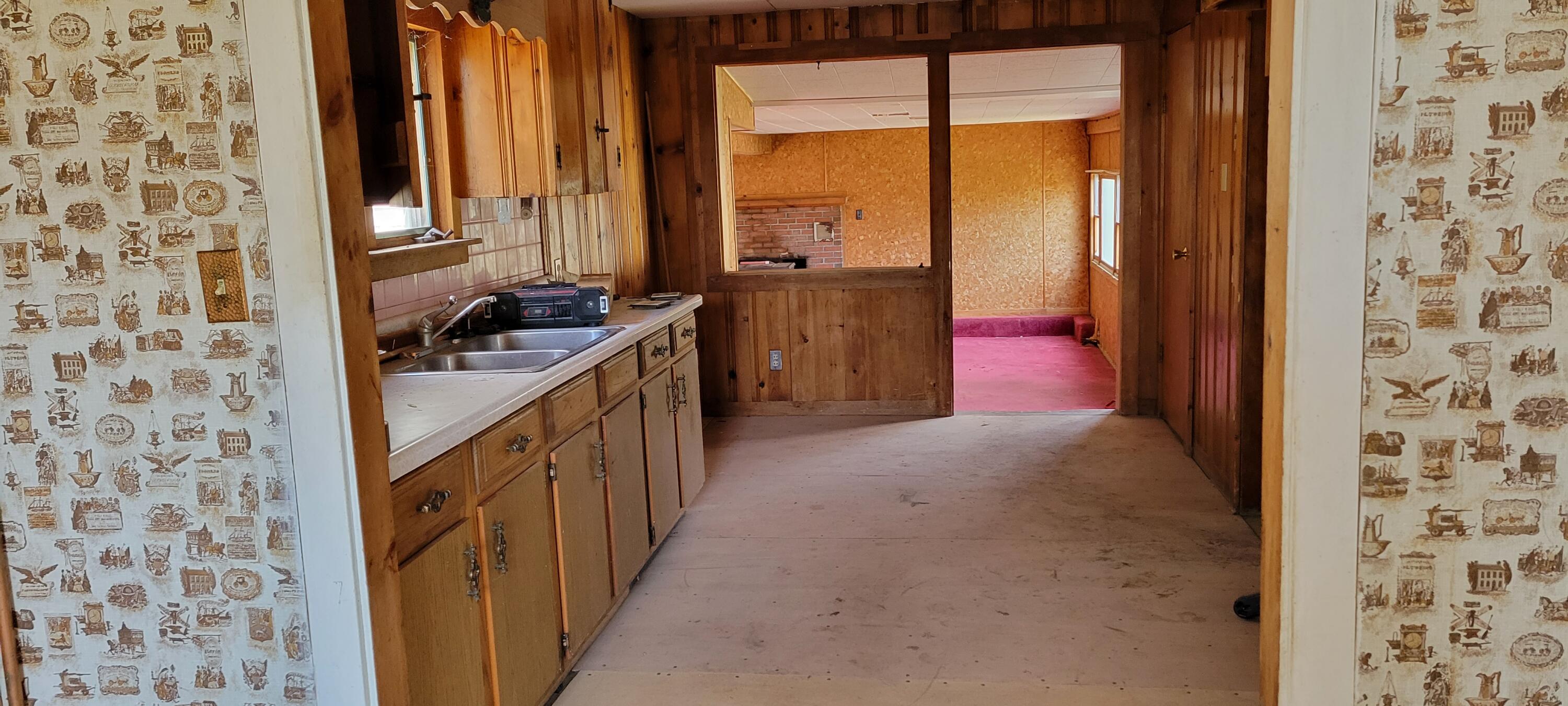 186 River Road Tenants Harbor, ME 04860 - Photo 4 of 8 kit 3