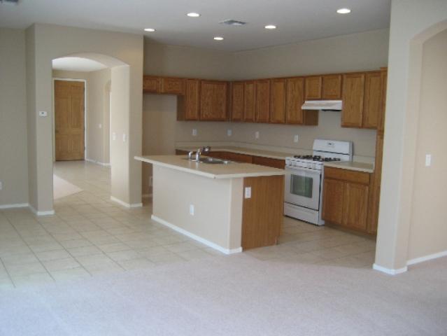 10113 West Cordes Road Tolleson, AZ 85353 - Photo 2 of 17 Kitchen