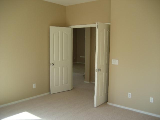 10113 West Cordes Road Tolleson, AZ 85353 - Photo 4 of 17 Master Bed