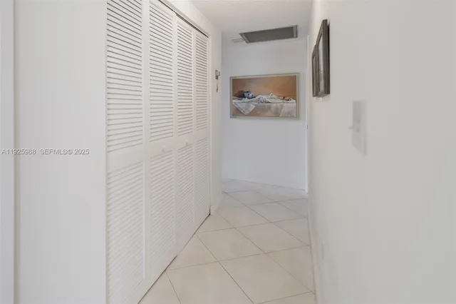 a picture of a bathroom