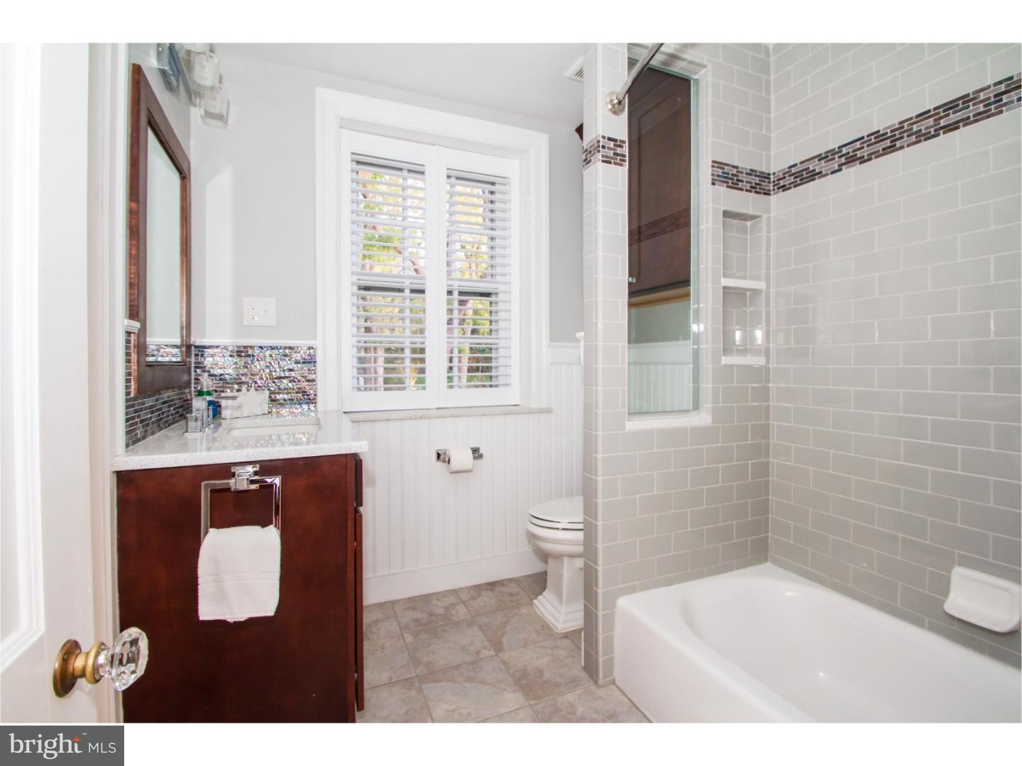 9 West Hampton Road Philadelphia, PA 19118 - Photo 15 of 22