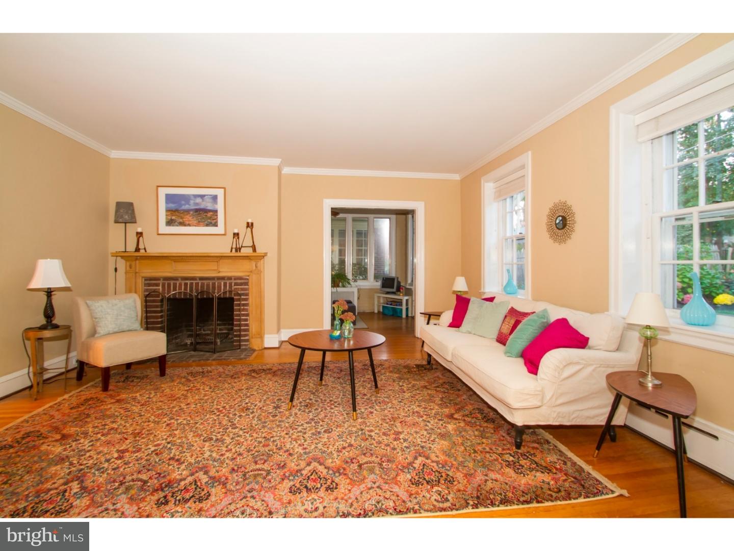 9 West Hampton Road Philadelphia, PA 19118 - Photo 3 of 22