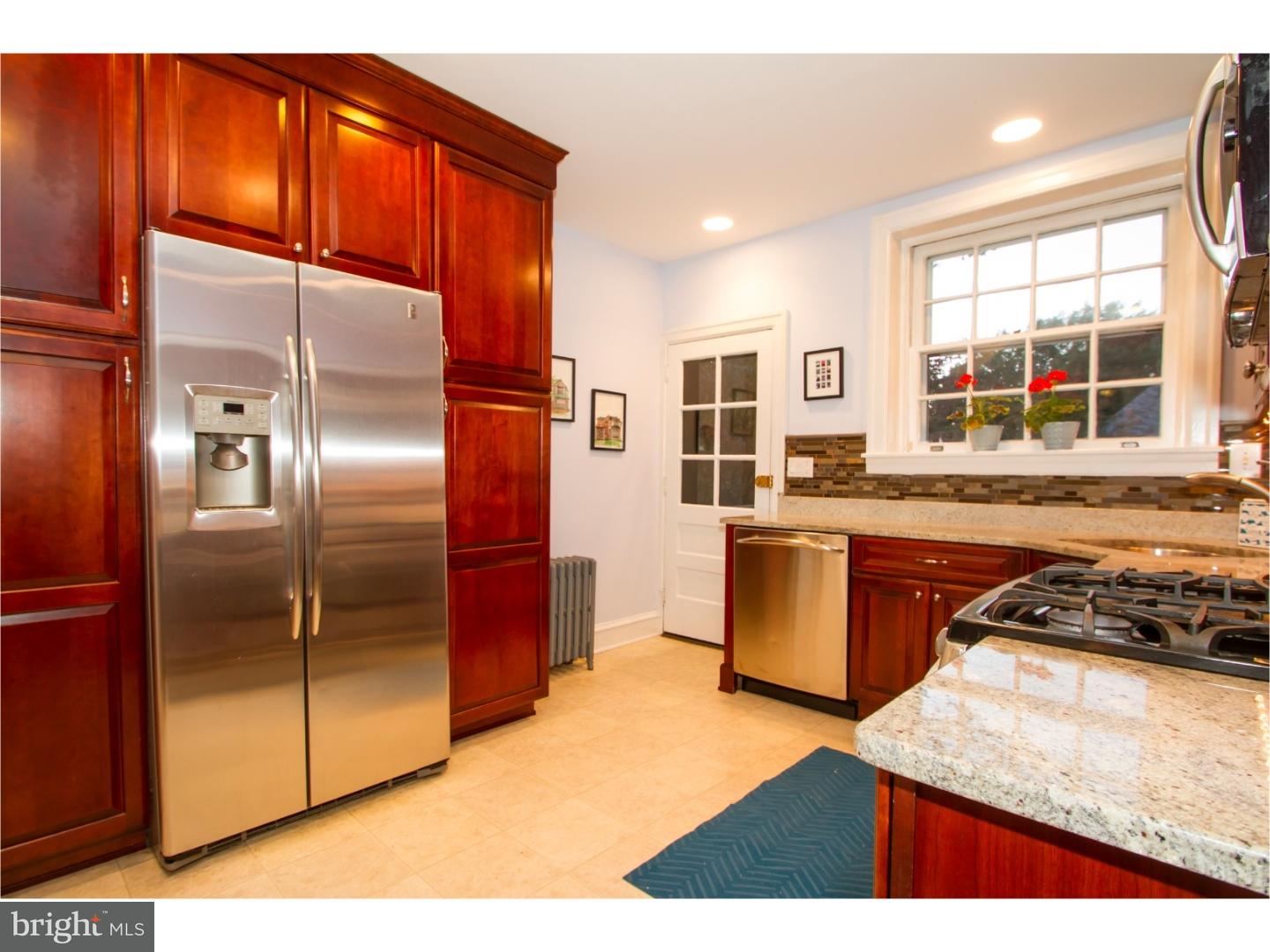 9 West Hampton Road Philadelphia, PA 19118 - Photo 9 of 22