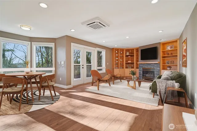 $1,625,000 | 16430 266th Avenue Southeast, Issaquah, WA 98027