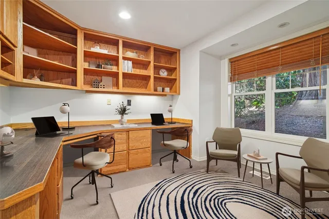 $1,625,000 | 16430 266th Avenue Southeast, Issaquah, WA 98027