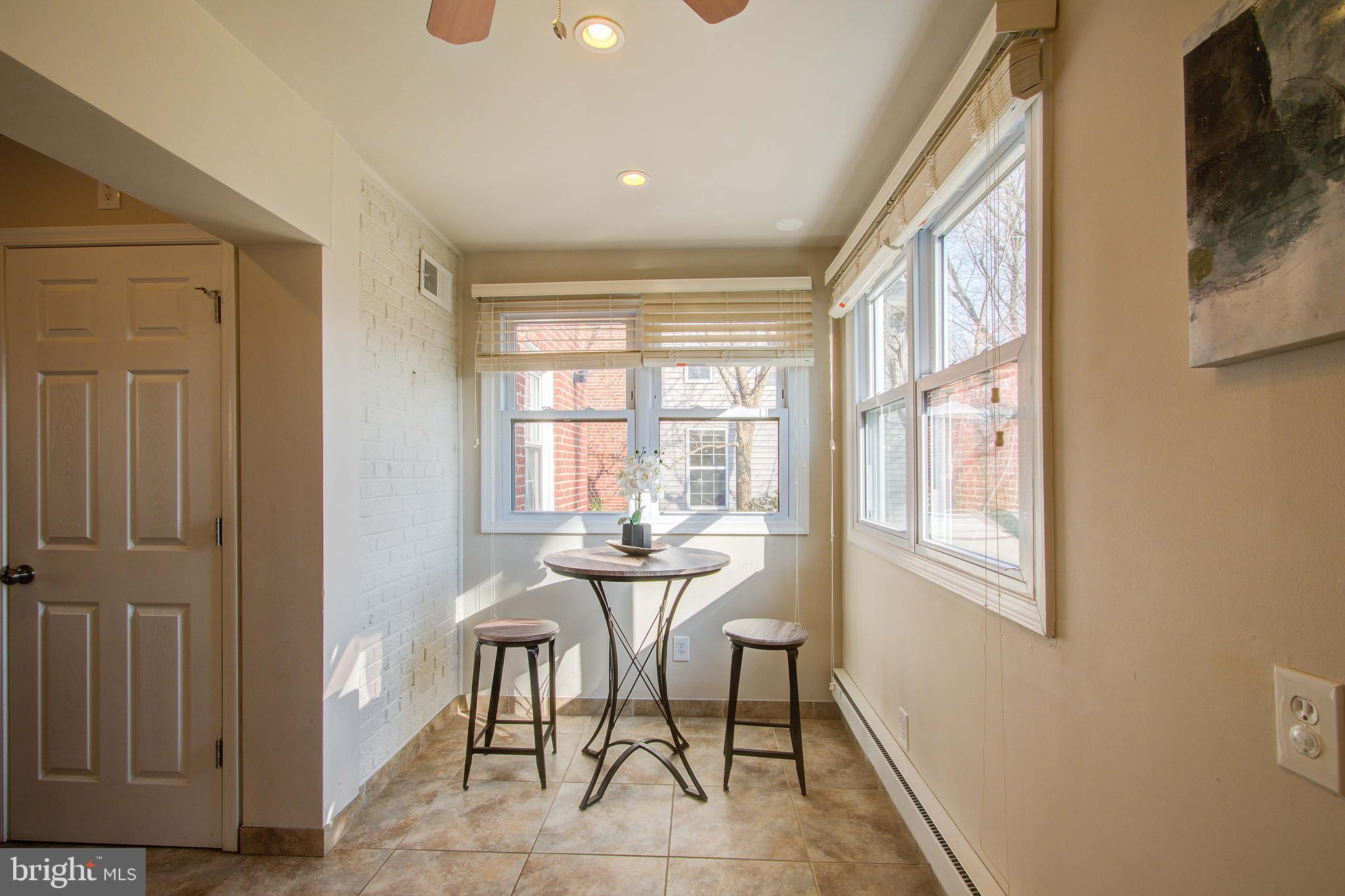 10025 Dallas Avenue Silver Spring, MD 20901 - Photo 11 of 35 Eat-in space in kitchen