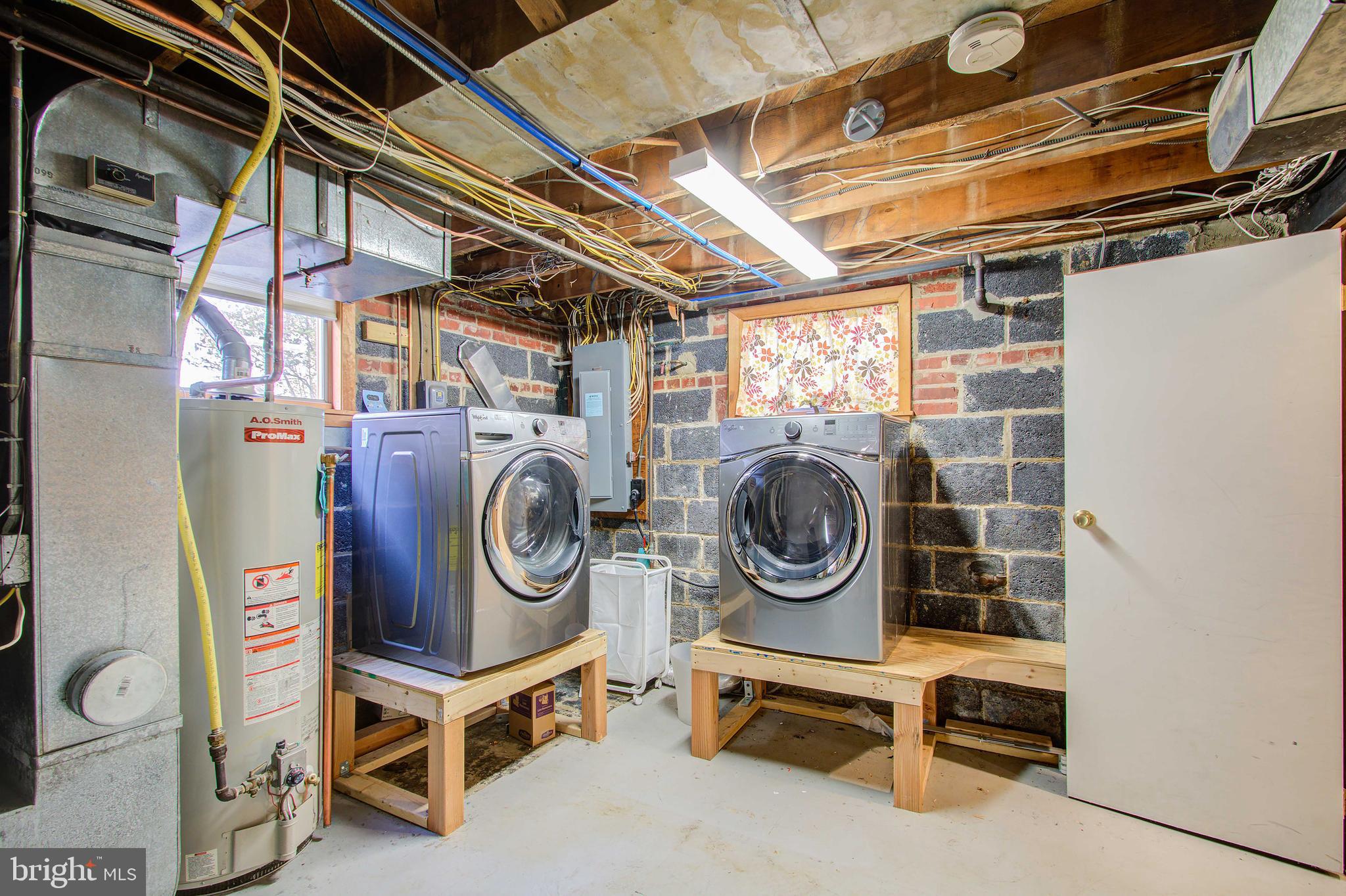 10025 Dallas Avenue Silver Spring, MD 20901 - Photo 28 of 35 Utility room