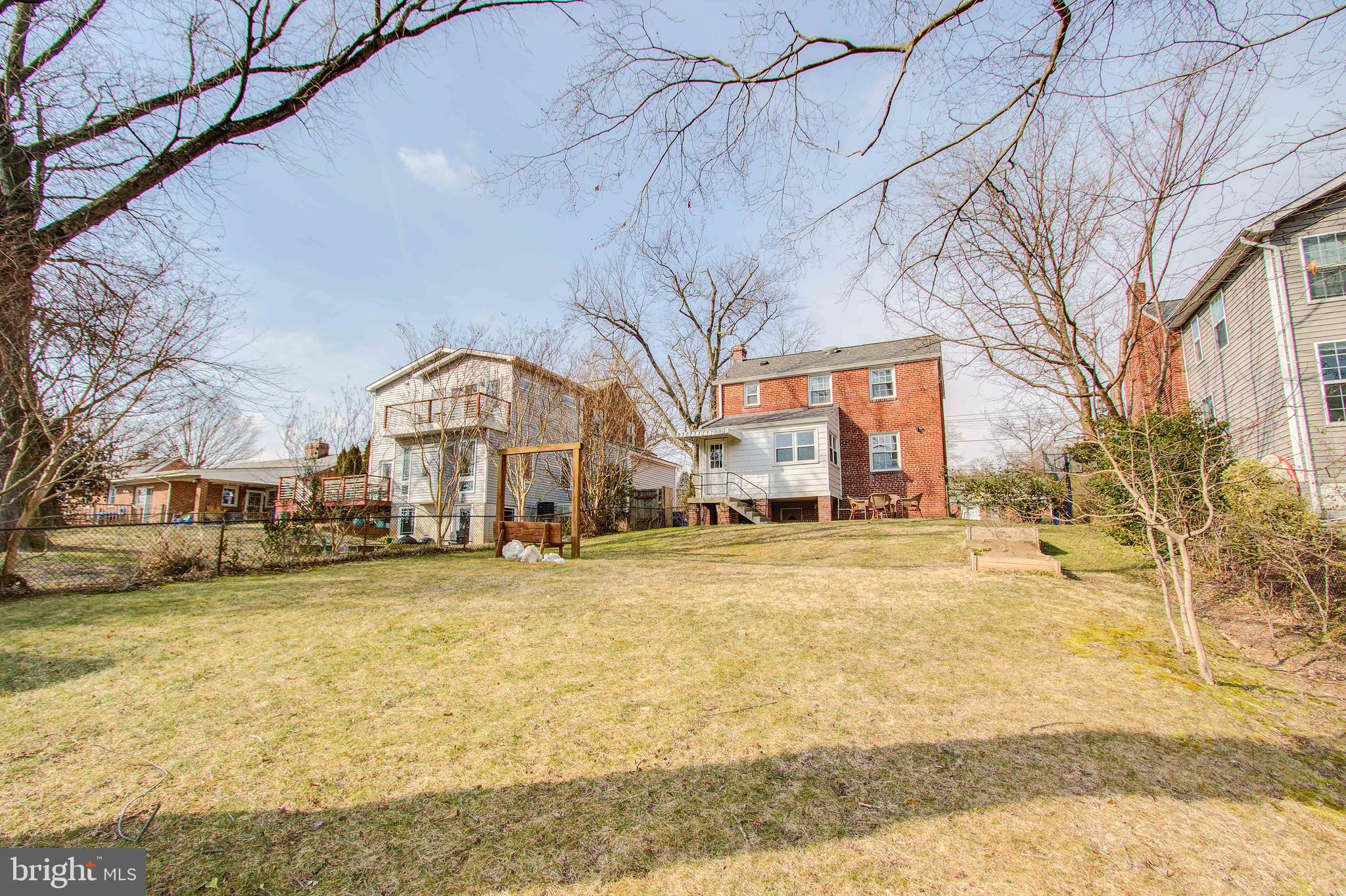 10025 Dallas Avenue Silver Spring, MD 20901 - Photo 33 of 35 Amazing yard