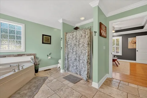 a view of a workspace with furniture and a livingroom