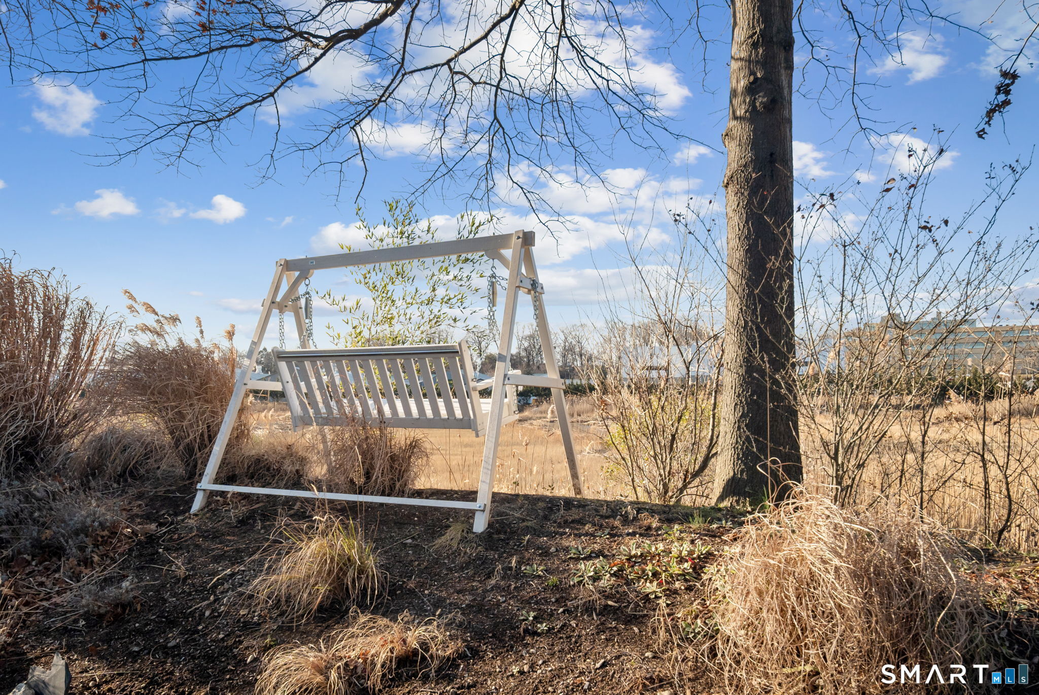 12 Splitrock Road Norwalk, CT 06854 - Photo 36 of 37 a backyard of a house with lots of green space