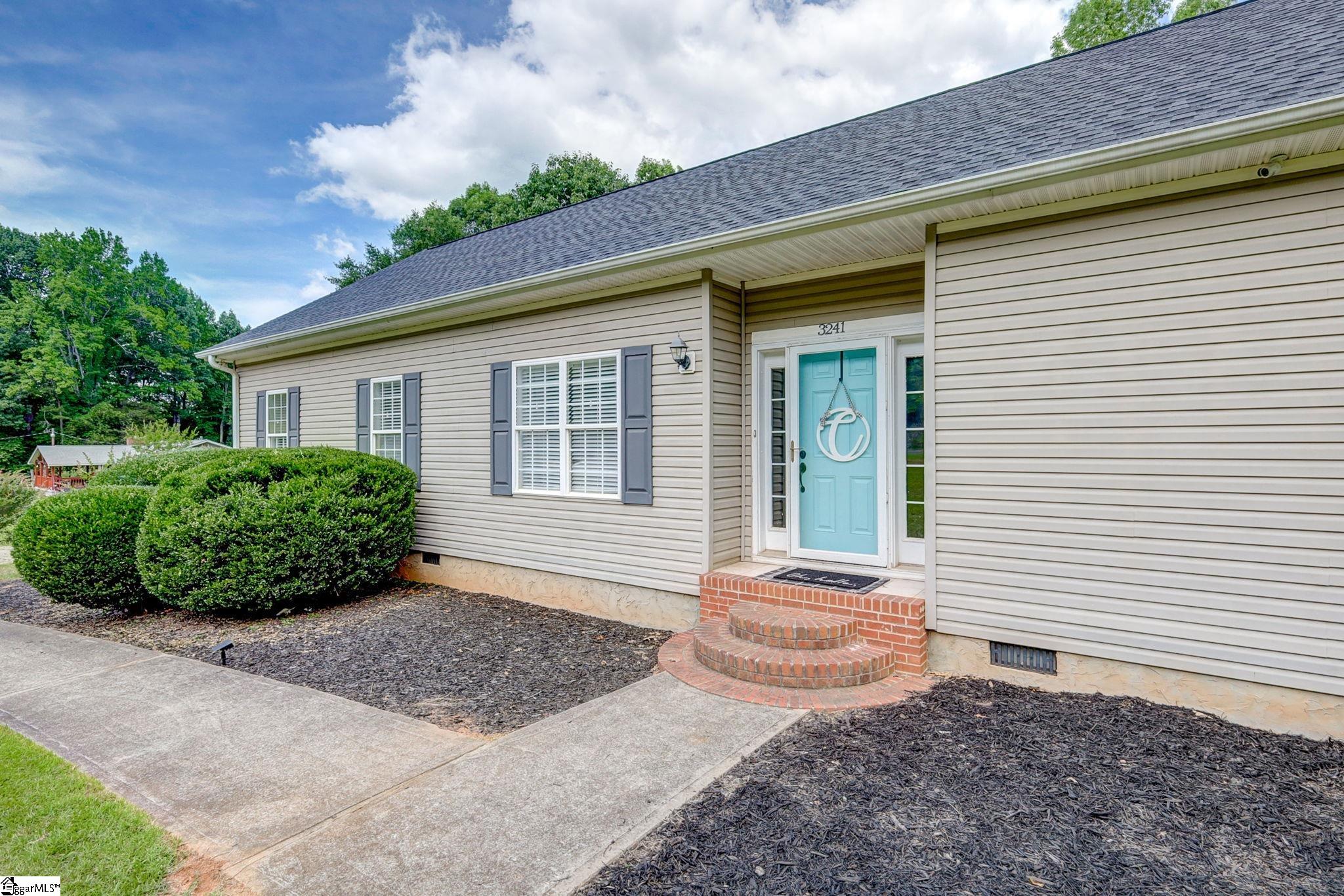 3241 Price House Road Woodruff, SC 29388 - Photo 2 of 29 Gallery Image 2