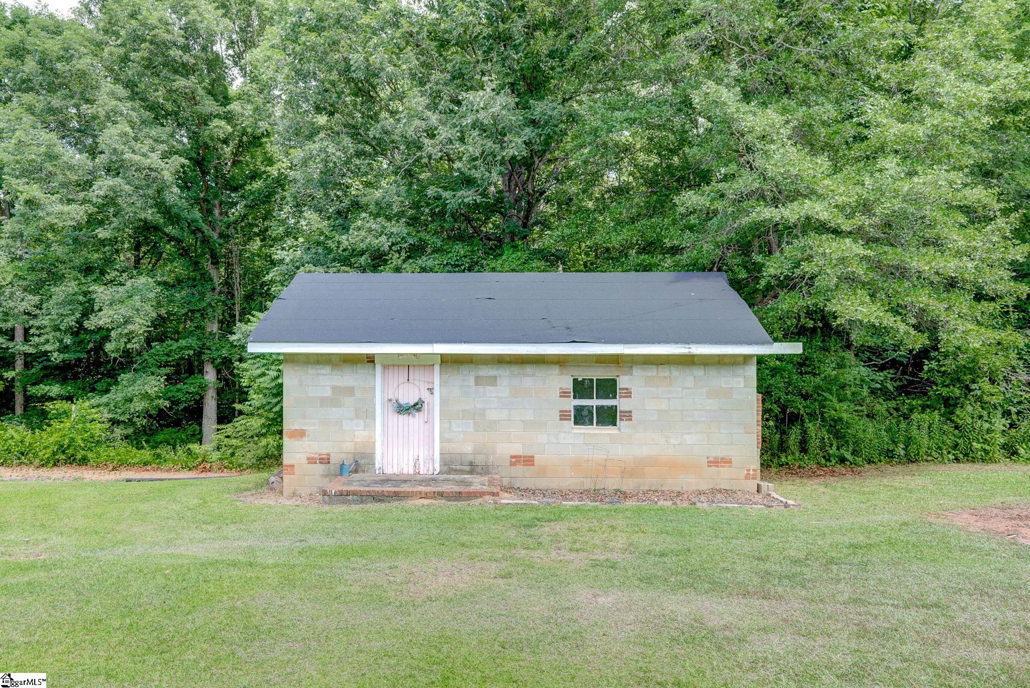 3241 Price House Road Woodruff, SC 29388 - Photo 23 of 29 Gallery Image 23