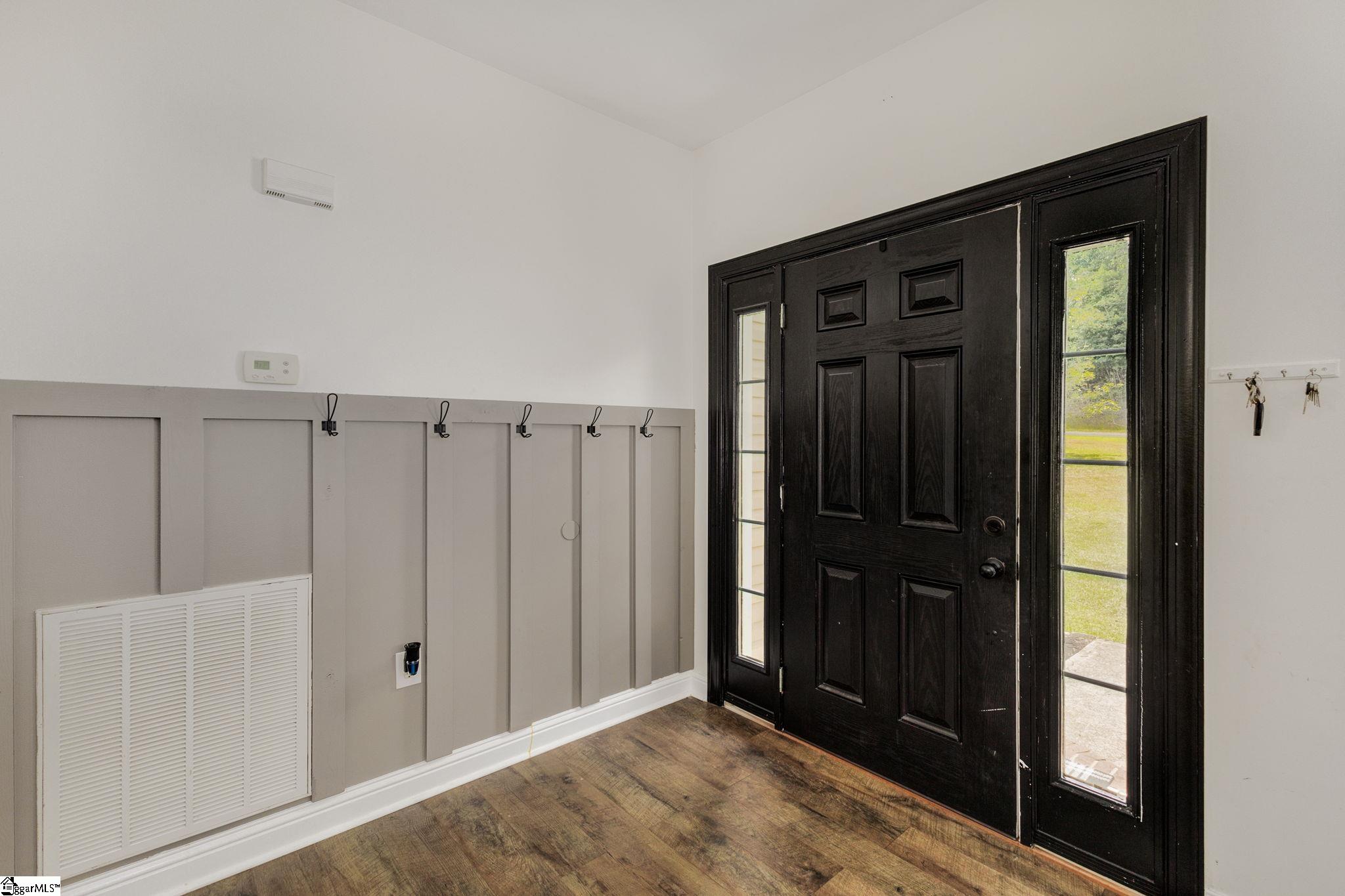 3241 Price House Road Woodruff, SC 29388 - Photo 3 of 29 Gallery Image 3