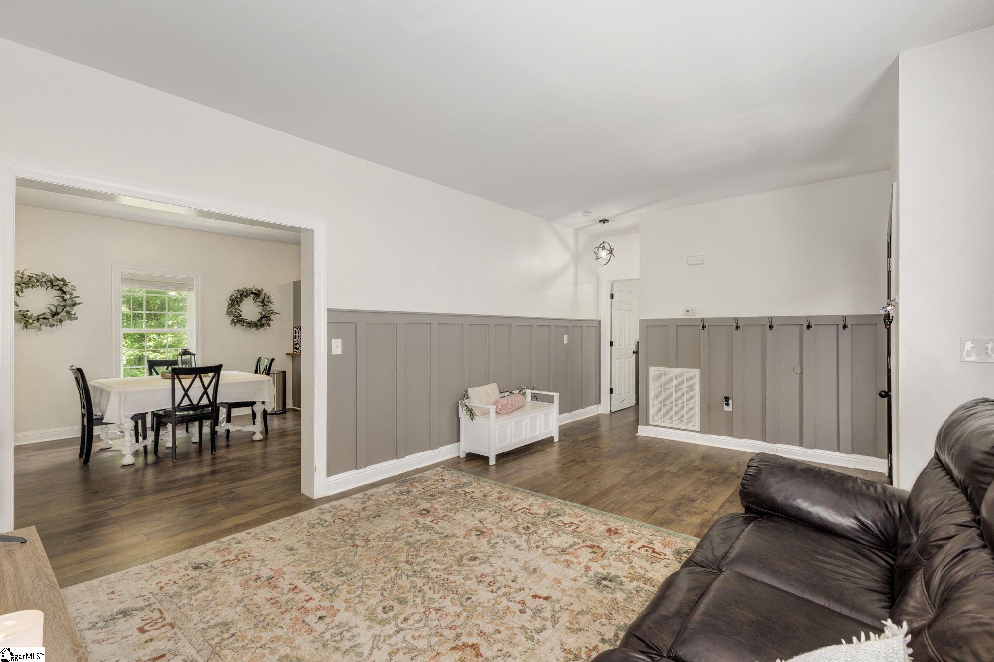 3241 Price House Road Woodruff, SC 29388 - Photo 6 of 29 Gallery Image 6