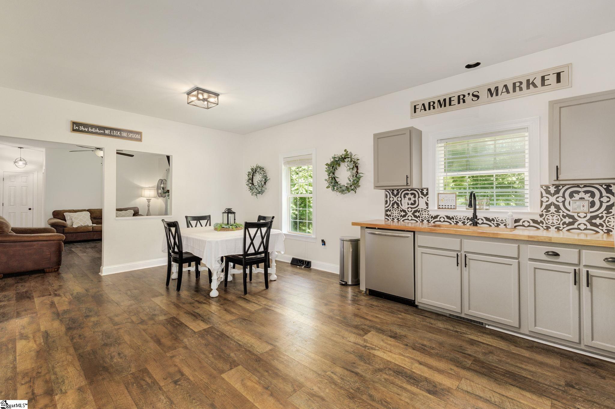 3241 Price House Road Woodruff, SC 29388 - Photo 8 of 29 Gallery Image 8