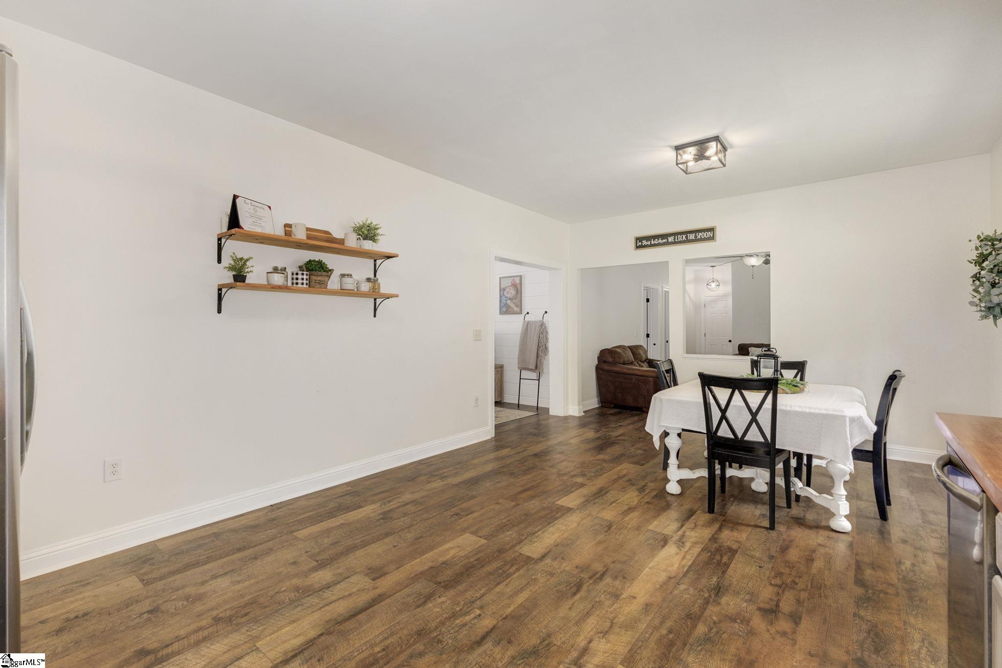 3241 Price House Road Woodruff, SC 29388 - Photo 9 of 29 Gallery Image 9
