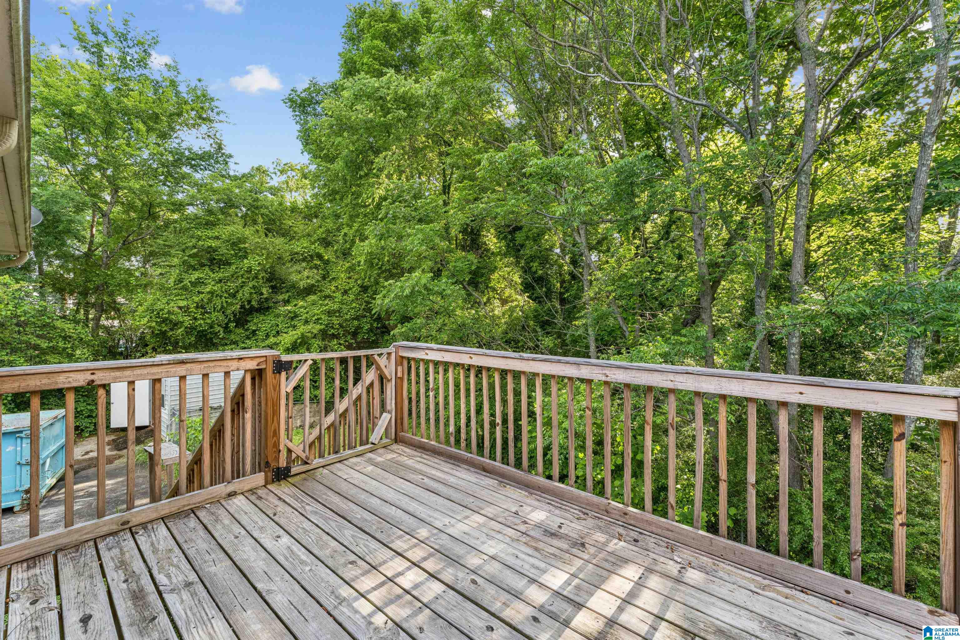 717 Hilltop Road Warrior, AL 35180 - Photo 17 of 33